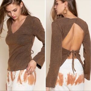 The OPHELIA Open Back V-Neck